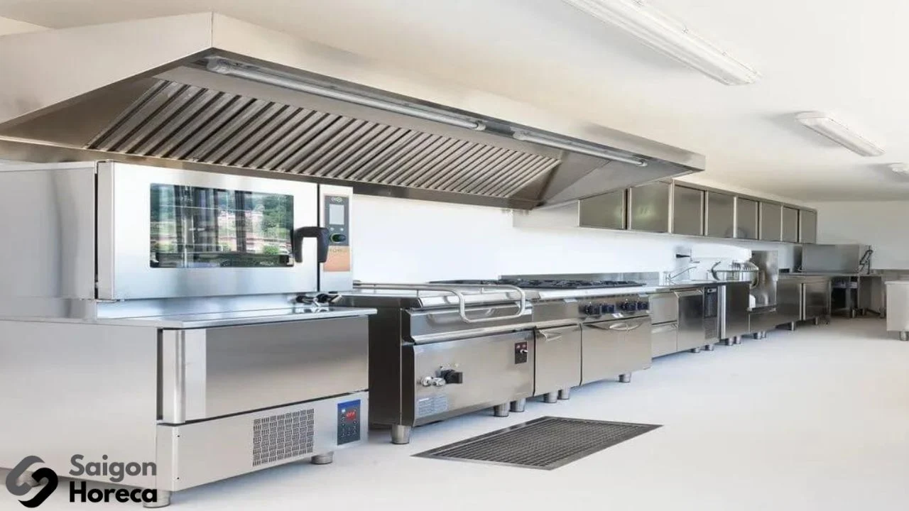 Chinh Phục Bếp Nhà Hàng: Bí Quyết Bảo Quản Thiết Bị Inox Đảm Bảo Vệ Sinh và Hiệu Suất