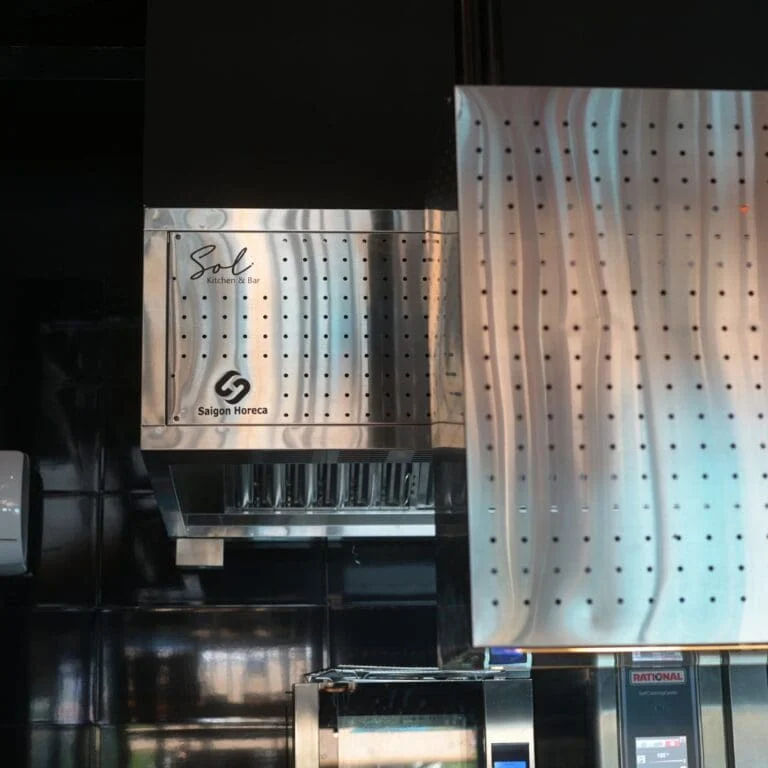 Hệ thống hút khói, cấp khí tươi Sol Kitchen & Bar