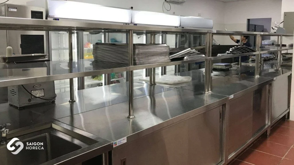 Why should you invest in commercial kitchen equipment for your Canteen kitchen?