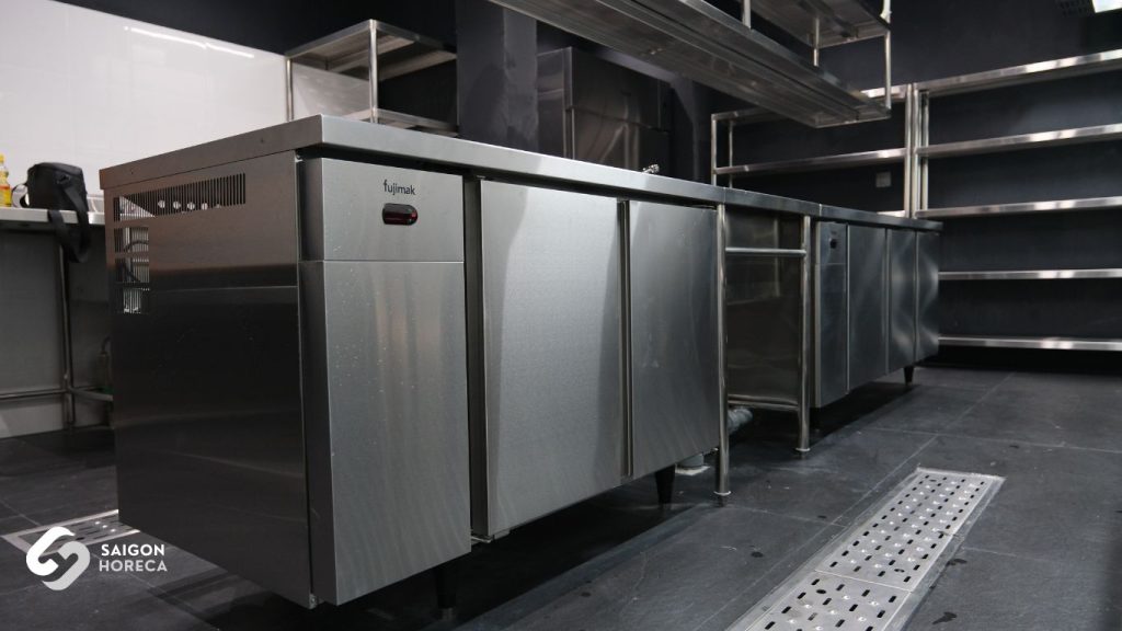 Restaurant kitchen maintenance tips help increase equipment life