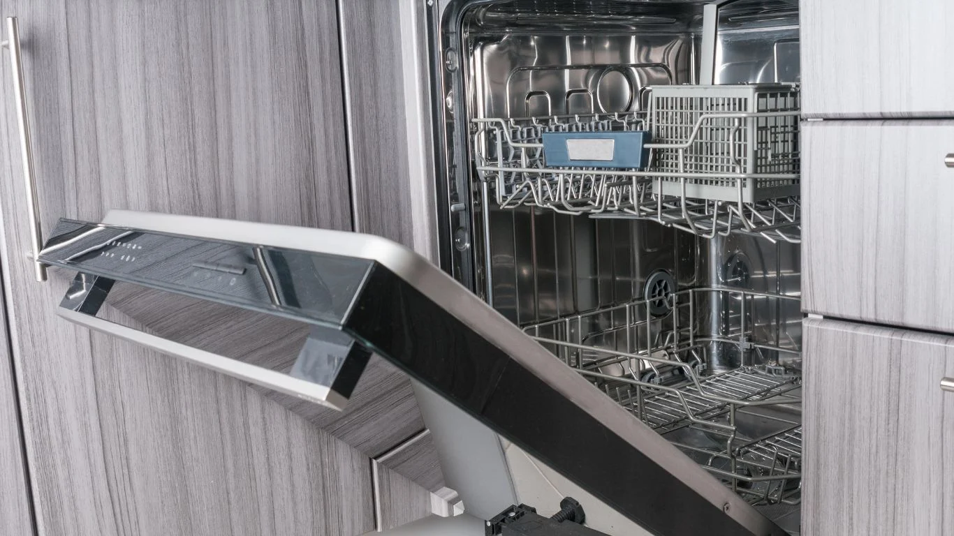 So sánh các dòng máy rửa chén công nghiệp phổ biến hiện nay
