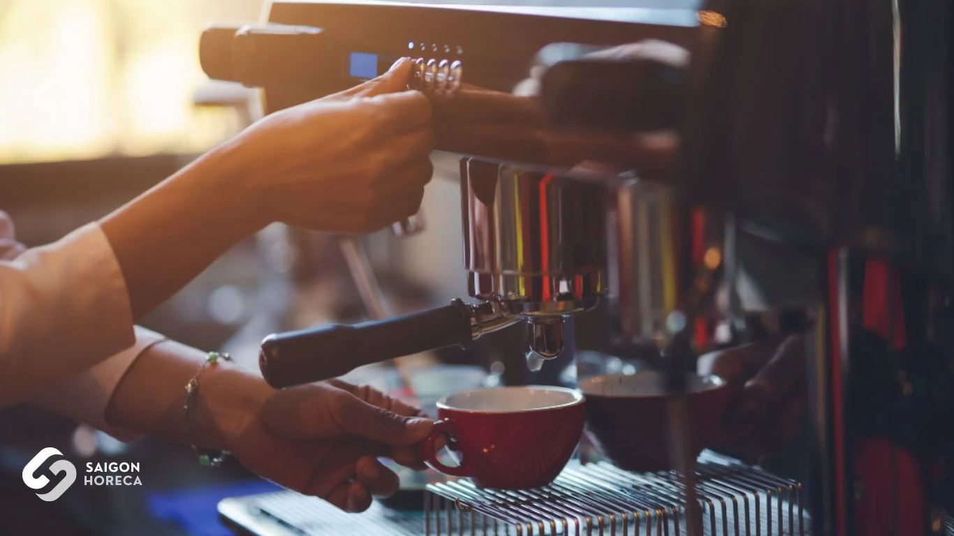 Làm thế nào để chọn máy pha chế phù hợp với quầy bar của bạn