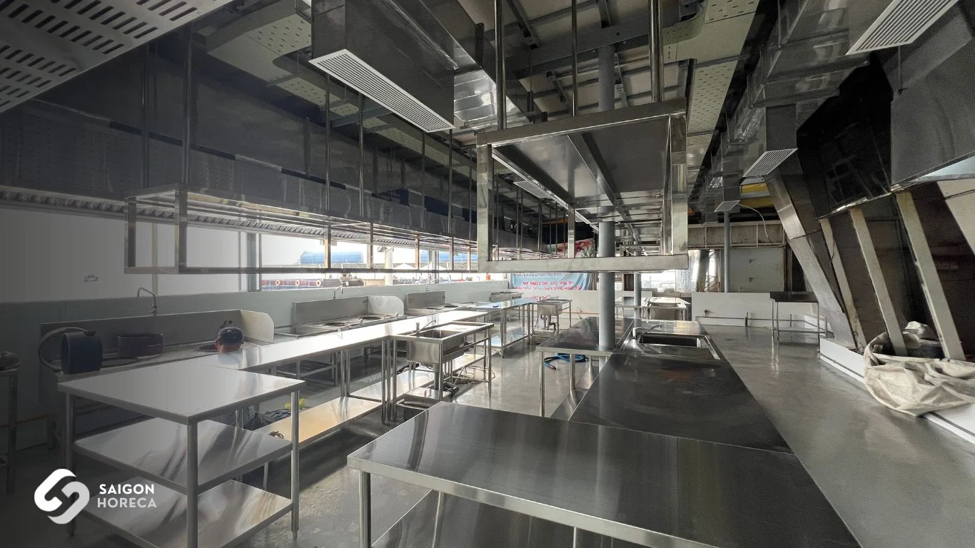 Tối ưu không gian với thiết kế bếp nhà hàng diện tích 50m2 – Bí quyết từ Saigon Horeca