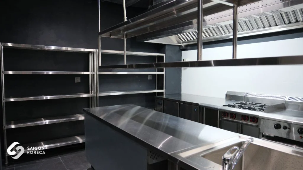 Tại sao nên thiết kế bếp khách sạn chuyên nghiệp? Và những sai lầm thường gặp khi thiết kế