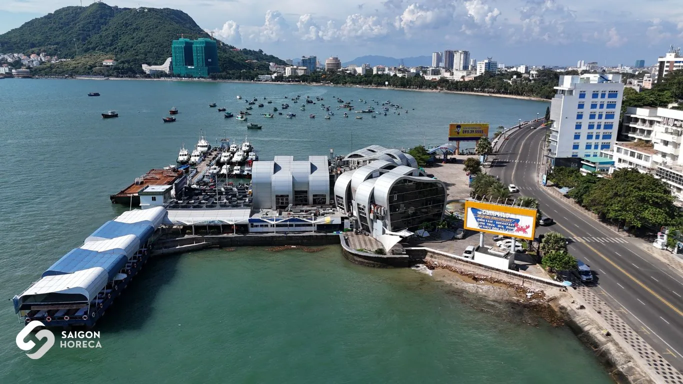 Toàn cảnh Flycam nhà hàng ven biển Vũng Tàu