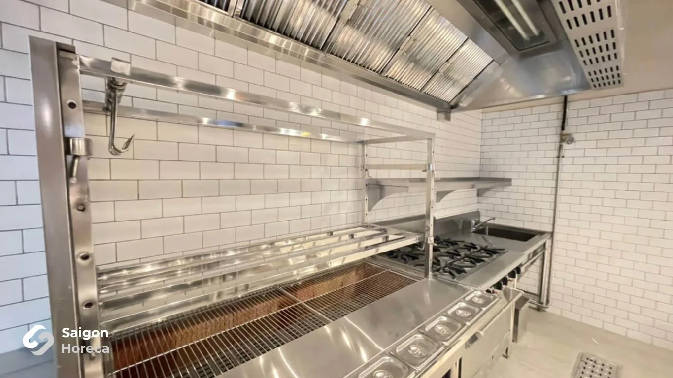 Thiết bị bếp inox Saigon Horeca tại Mùa Sake